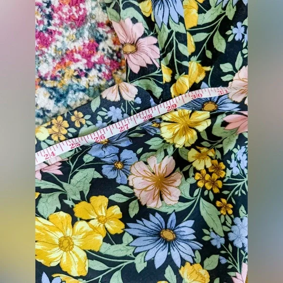 Miss Selfridge Floral Pants - Picture 13 of 13